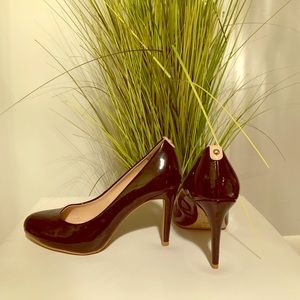 Black leather heels size 7